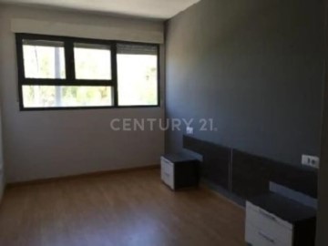 House 2 Bedrooms in Bétera Centro