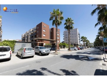 Piso 2 Habitaciones en Carretera de Granada-La Alcazaba