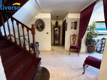 House 7 Bedrooms in Los Balbases