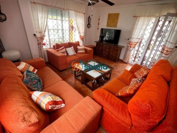 Casa o chalet 7 Habitaciones en Calabardina-Cope