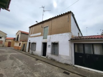 Country homes 3 Bedrooms in La Fuente de San Esteban