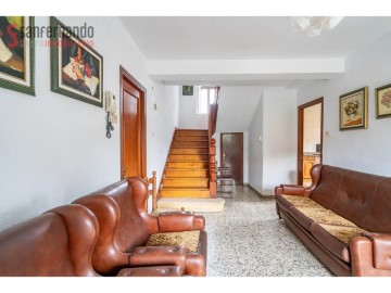 House 5 Bedrooms in Penagos