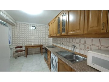 Apartment 3 Bedrooms in Villava / Atarrabia