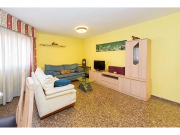 Apartment 4 Bedrooms in Sur