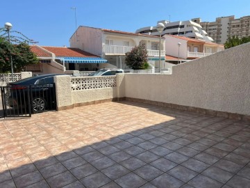 House 4 Bedrooms in Zona Galúa-Calnegre