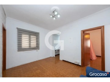 Apartment 3 Bedrooms in Eixample