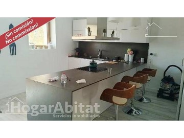 House 4 Bedrooms in Villafranca