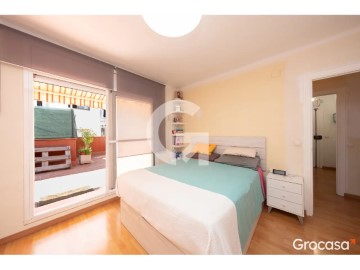 Apartment 4 Bedrooms in El Prat de Llobregat Centre