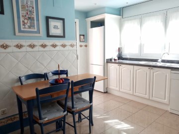 House 4 Bedrooms in Rubí Centre