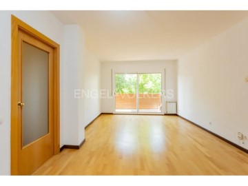 Apartment 3 Bedrooms in Sant Jordi