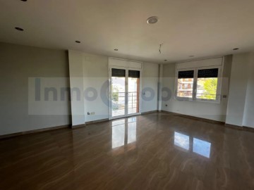 Apartment 3 Bedrooms in Berga