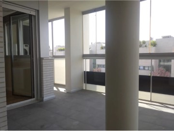 Apartamento 4 Quartos em Montecanal-Valdespartera-Rosales del Canal