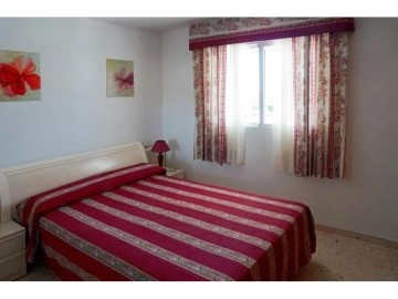 Apartment 2 Bedrooms in Canet d'en Berenguer