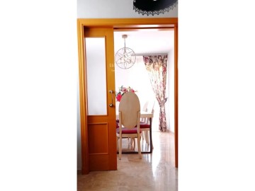 House 4 Bedrooms in Castilleja de la Cuesta