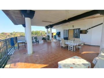 House 8 Bedrooms in Onda