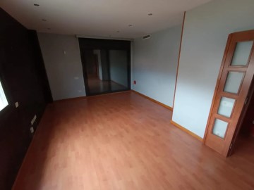 Appartement 4 Chambres à Mas Rampinyo - Carrerada