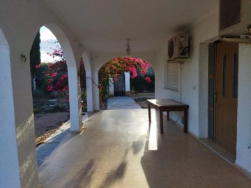 House 3 Bedrooms in Vilamarxant