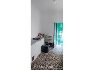 House 4 Bedrooms in Antella