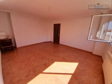 Appartement 4 Chambres à Villares de la Reina