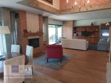 House 4 Bedrooms in Cimanes del Tejar