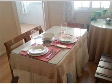 Apartment 4 Bedrooms in Puerta de Cuartos - Avda. de Portugal