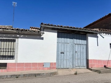 House 5 Bedrooms in Coca de Alba