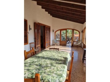 House 4 Bedrooms in Monte Rey