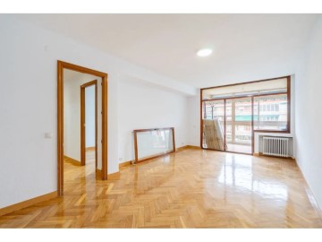 Apartment 4 Bedrooms in Parque Lisboa - La Paz