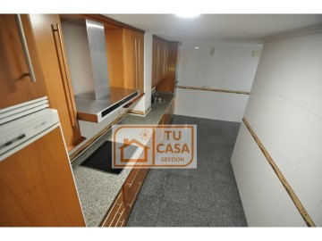 Piso 5 Habitaciones en Ruta de la Plata