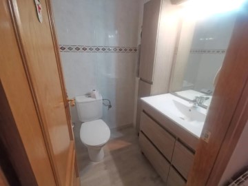 House 4 Bedrooms in Albatàrrec