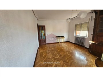 Apartamento 3 Quartos em Villamayor