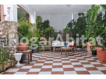 House 6 Bedrooms in Cañapar