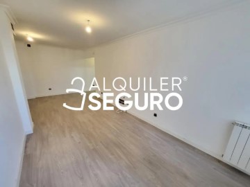 Apartment 3 Bedrooms in El Cerro