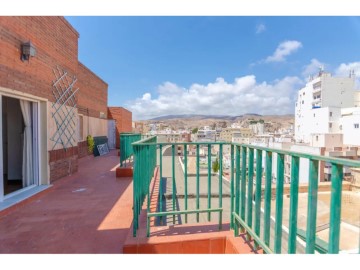 Ático 3 Habitaciones en Almería Centro