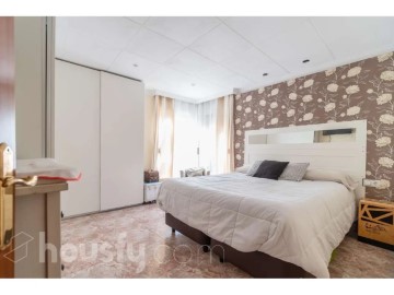 Piso 4 Habitaciones en Once de Septiembre - Sant Jordi