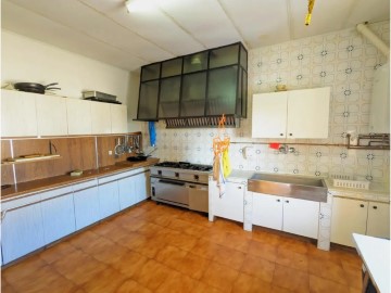 House 4 Bedrooms in Arbeiza