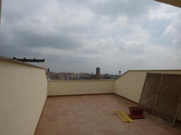 Apartment 4 Bedrooms in Sant Feliu