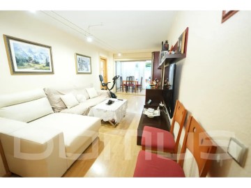 Apartment 3 Bedrooms in El Papiol