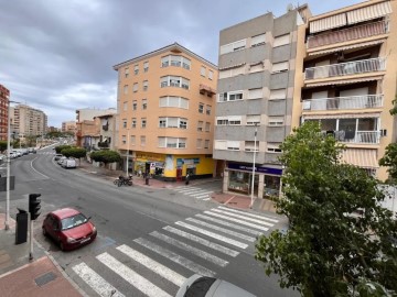 Maison 4 Chambres à Vila