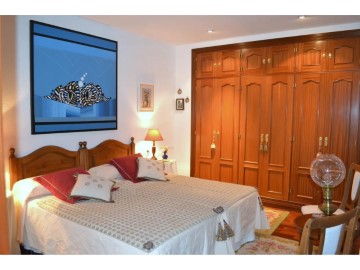 House 5 Bedrooms in Tercer Barrio