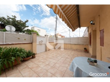 House 8 Bedrooms in Torrent Ballester