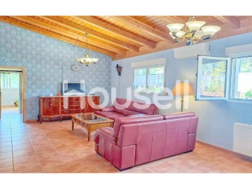 House 3 Bedrooms in Ibi