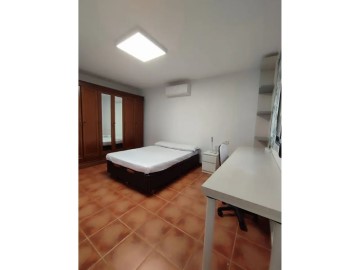 House 3 Bedrooms in Moncada