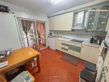 House 3 Bedrooms in Las Lomas