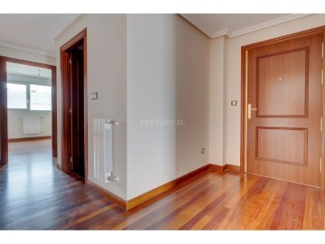 Apartamento 4 Quartos em Aranguren