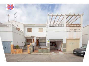 House 3 Bedrooms in Jolucar