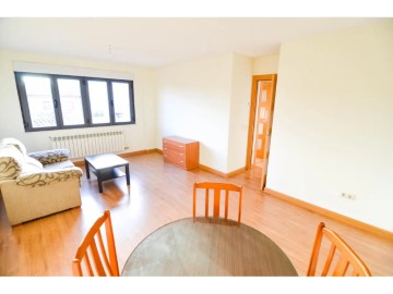 Apartamento 2 Quartos em Villa Benito