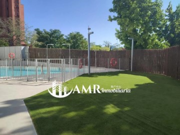 Apartment 2 Bedrooms in Parque Oeste - Fuente Cisneros