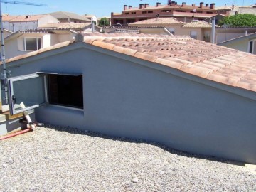 House 3 Bedrooms in Sant Feliu Sasserra