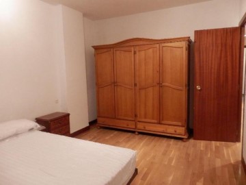 Apartment 3 Bedrooms in Lizarragabengoa